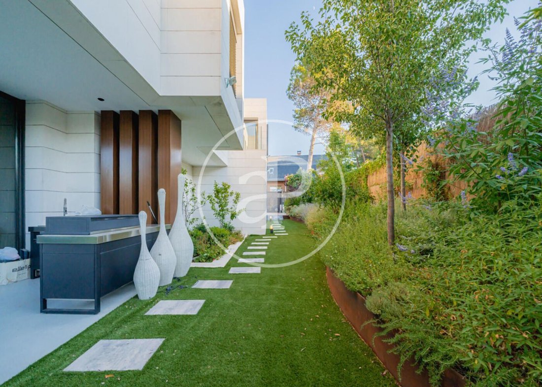 Villa in Hortaleza, Madrid, Spain 4 - 17404271