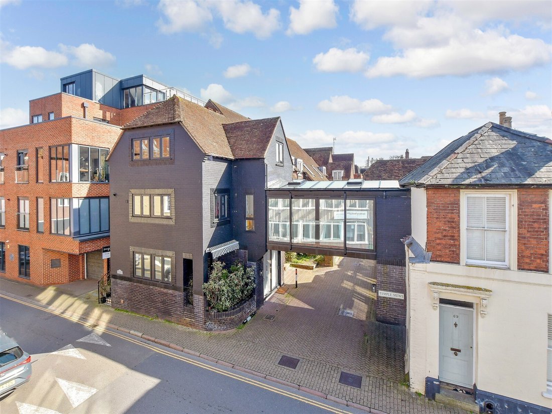 House in Black Princes Chantry, Canterbury, England 1 - 17403550