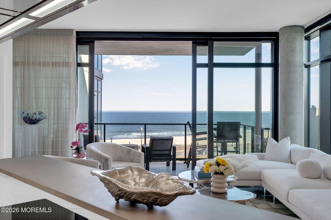 Condo in Long Branch, New Jersey, United States 1 - 17404002