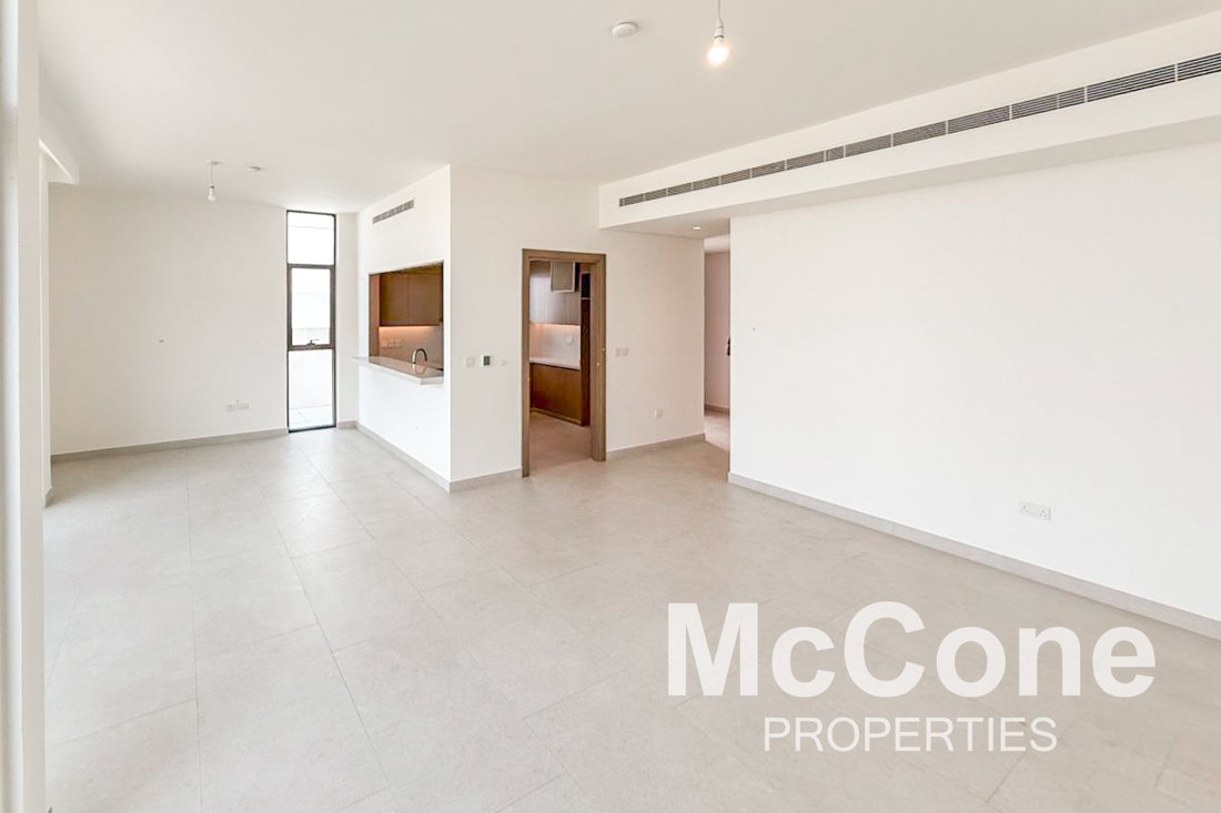 Villa in Jebel Ali Village, Dubai, United Arab Emirates 2 - 17404254