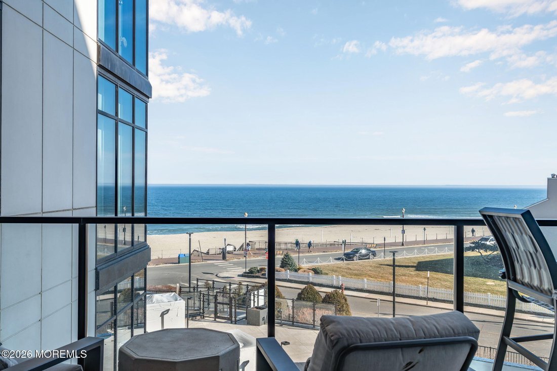 Condo in Long Branch, New Jersey, United States 2 - 17404002