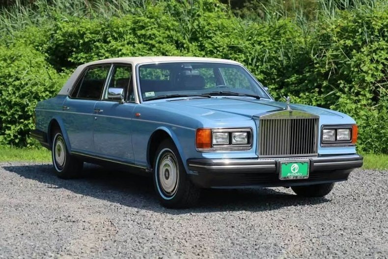 Sedan in Glendale, United States 1 - 17404033