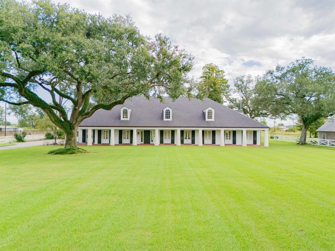 House in Thibodaux, Louisiana, United States 1 - 16281543