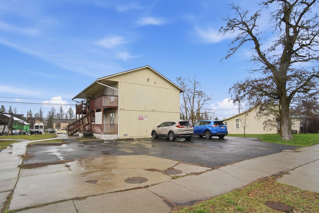 Cheney, Washington, United States 5 - 17403325