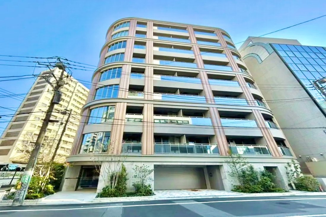 Condo in Shibuya City, Tokyo, Japan 1 - 17403011