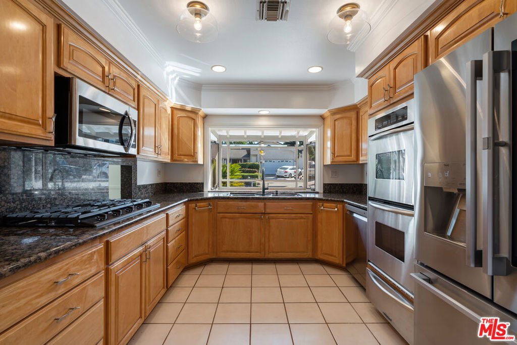 House in Simi Valley, California, United States 5 - 17403899