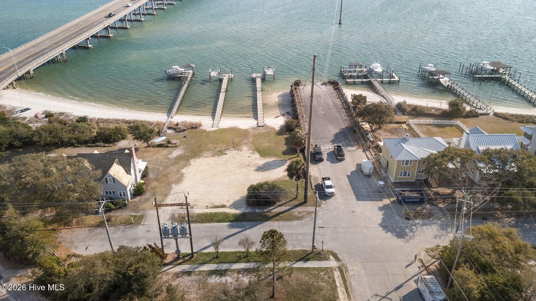 Land in Morehead City, North Carolina, United States 1 - 17403794
