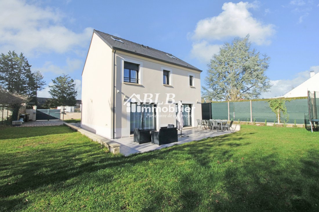 House in Peripherie, Le Perray-en-Yvelines, France 1 - 17218608