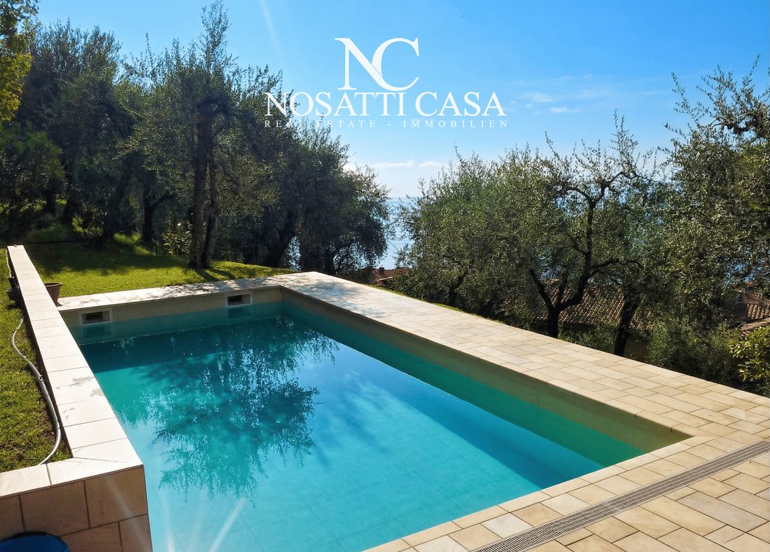 Villa in Gardone Riviera, Lombardy, Italy 5 - 14006095