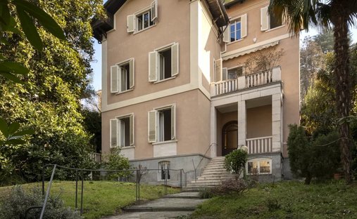 Villa in Crimea, Turin, Italy 1