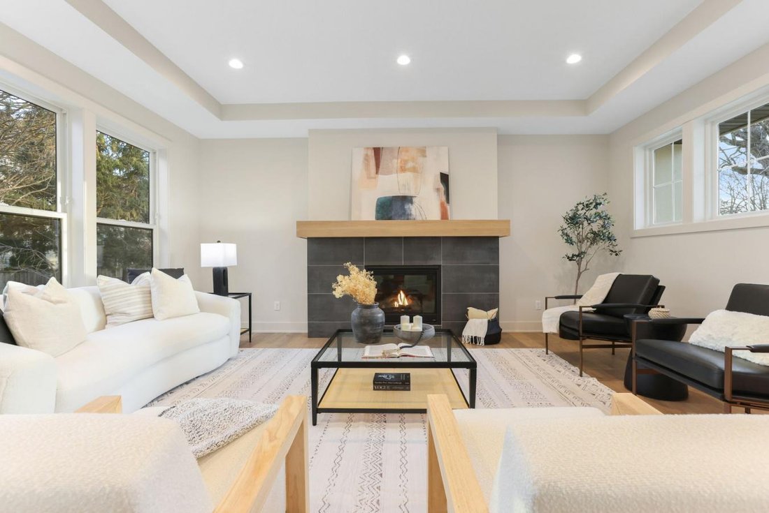 House in Edina, Minnesota, United States 2 - 17404480
