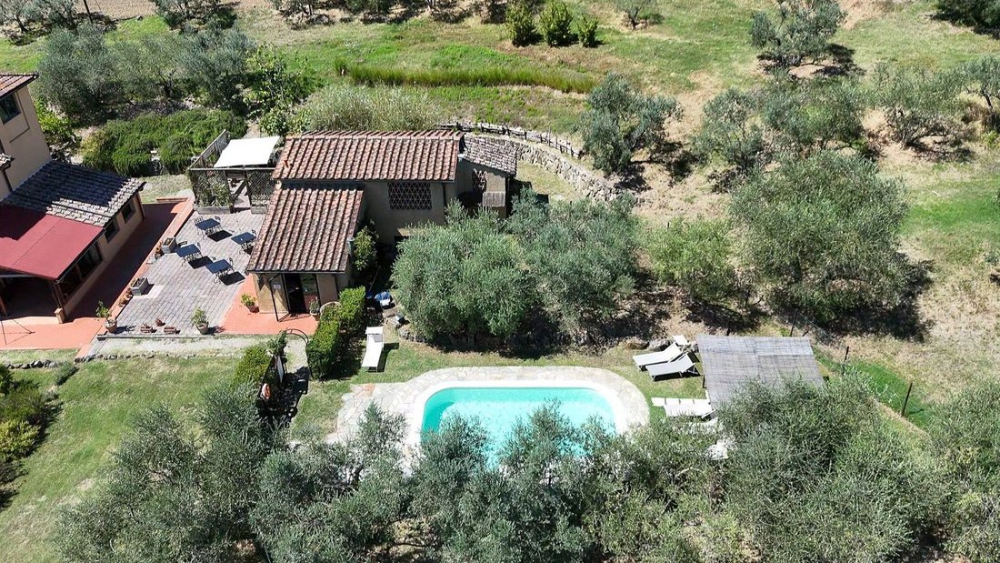 Villa in San Gimignano, Tuscany, Italy 2 - 17404194