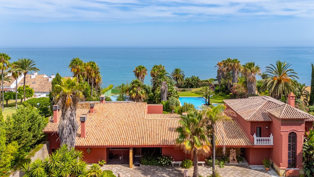 Villa in Estepona, Andalusia, Spain 5 - 17404544