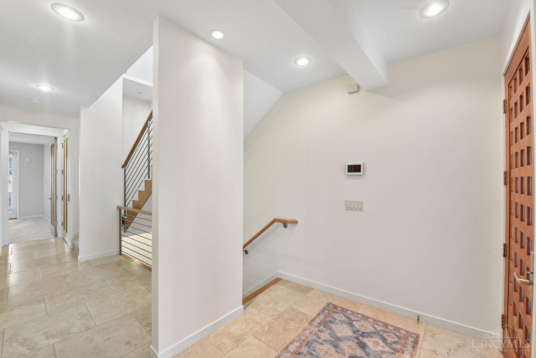Condo in Cincinnati, Ohio, United States 5 - 17404521