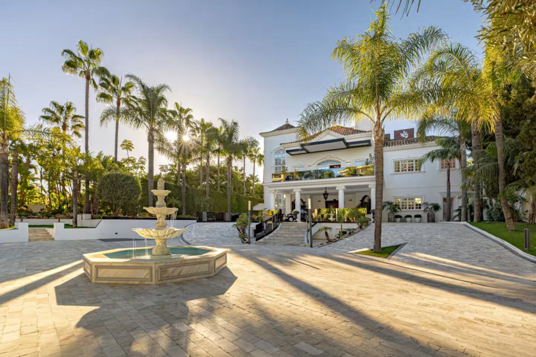 Villa in Nueva Andalucia, Marbella, Spain 5 - 17404497