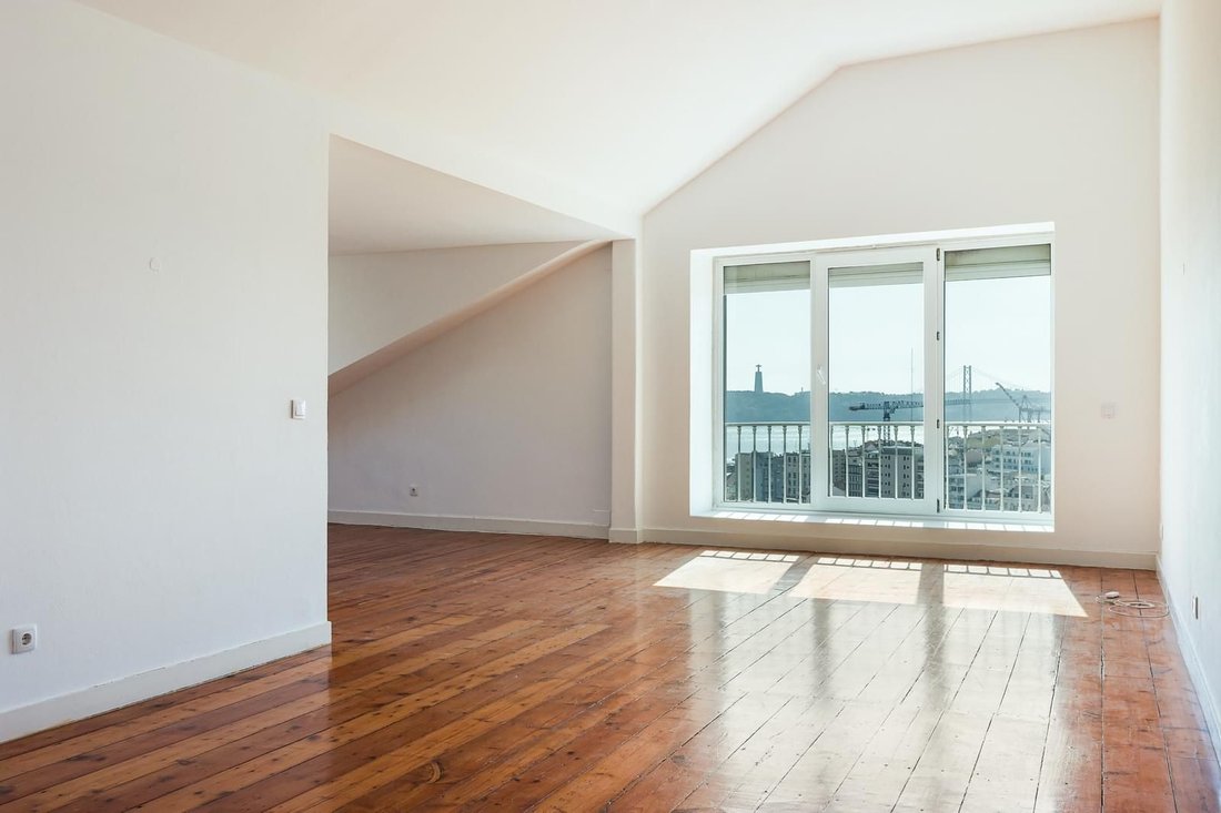 Apartment in Misericordia, Lisbon, Portugal 3 - 17405973