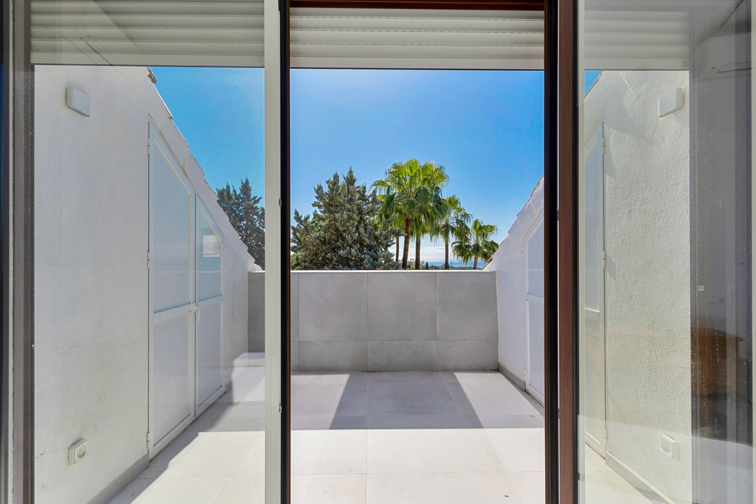 Townhouse in Marbella, Andalusia, Spain 5 - 17404196