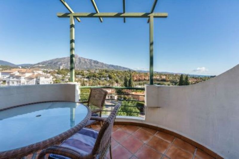 Apartamento en Nueva Andalucía, Marbella, España 2 - 17404450