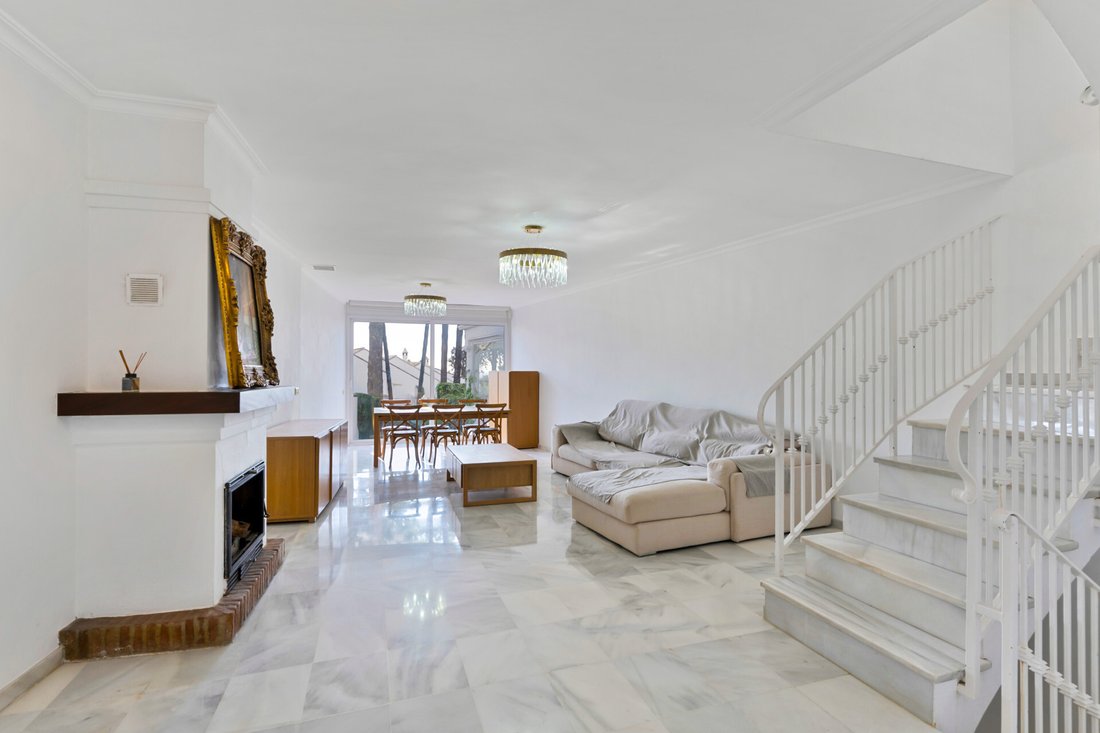 Townhouse in Marbella, Andalusia, Spain 4 - 17404196