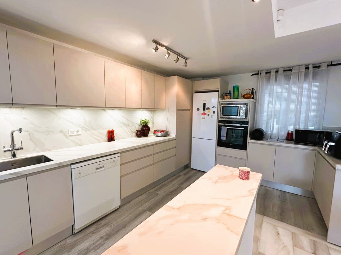 Apartamento en Nueva Andalucía, Marbella, España 1 - 17404467