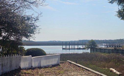 Land in Southport, North Carolina, United States 1