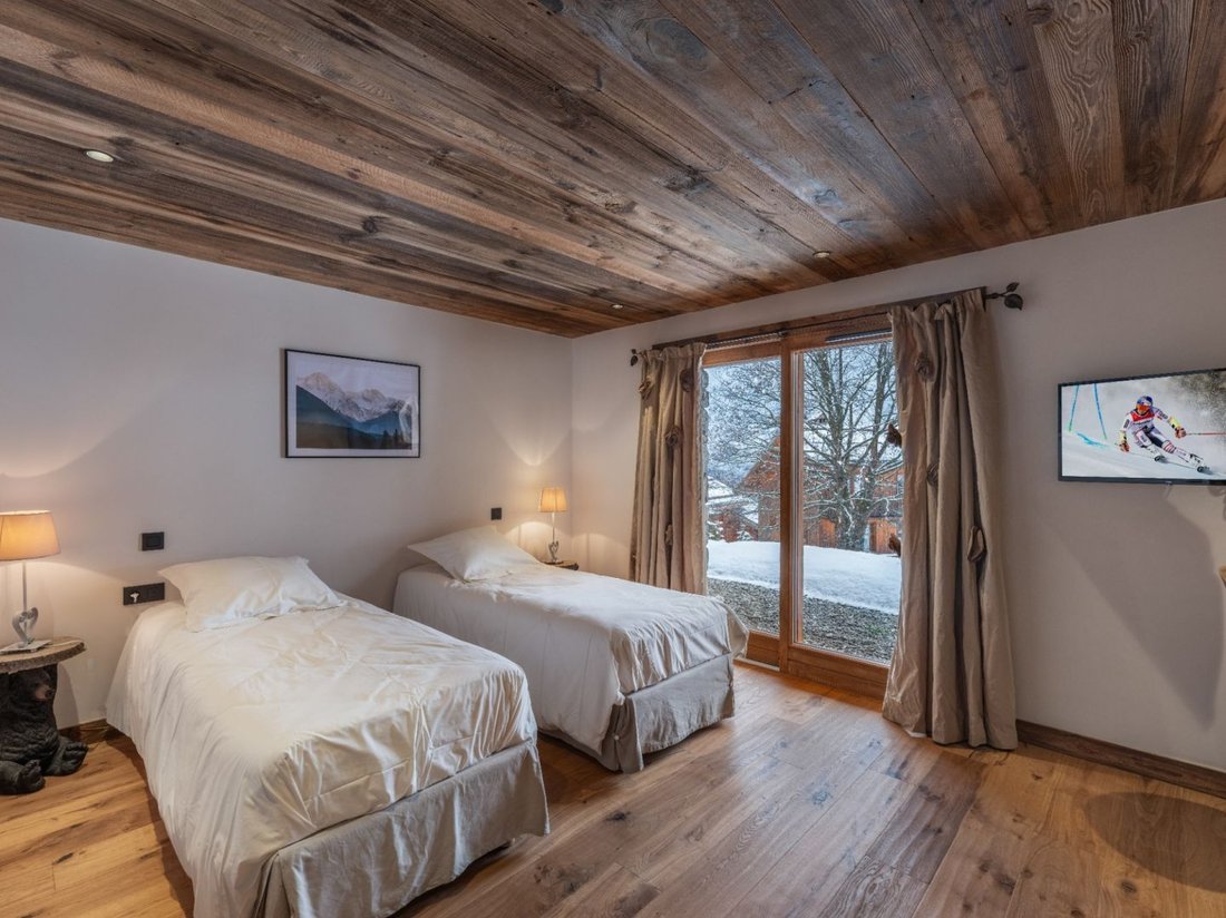 Villa in Les Allues, Auvergne-Rhône-Alpes, France 3 - 17405685