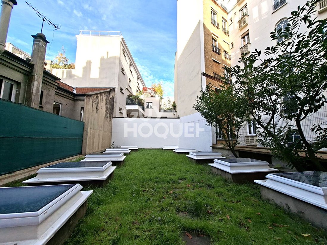 Apartment in Bel-Air Nord, Paris 12e Arrondissement, Paris 3 - 17405845