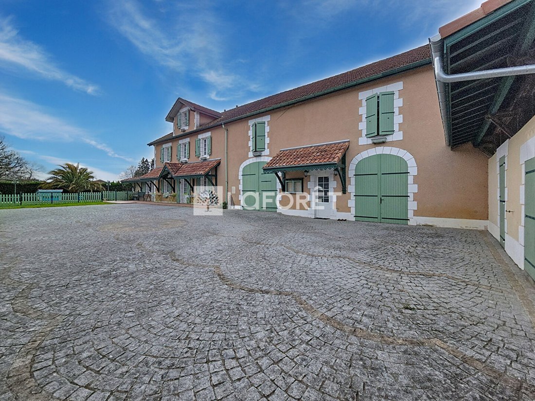 Villa in Hagetmau, Nouvelle-Aquitaine, France 3 - 17405836