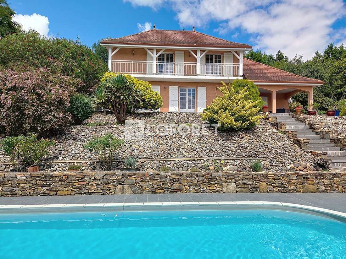 Villa in Mairie-Stade-Bergereau-Depart, Orthez, France 1 - 17405791