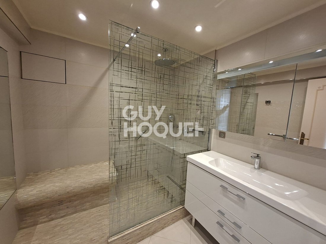 Apartment in Bel-Air Nord, Paris 12e Arrondissement, Paris 5 - 17405845