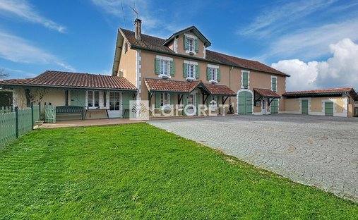Villa in Hagetmau, Nouvelle-Aquitaine, France 1