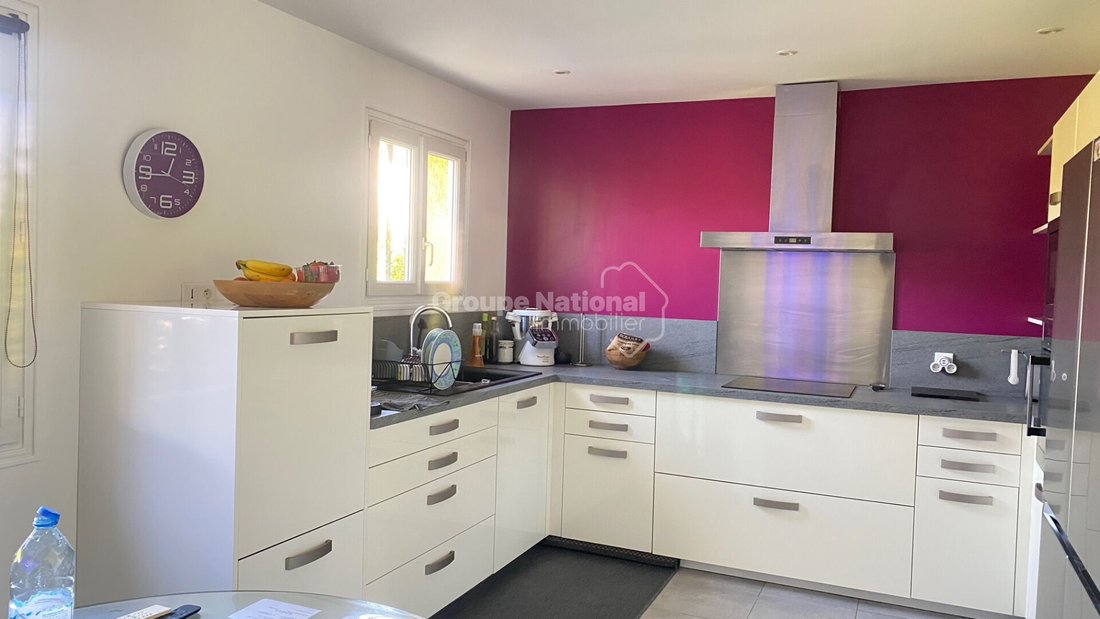Villa in Clarensac, Occitania, France 4 - 17330583