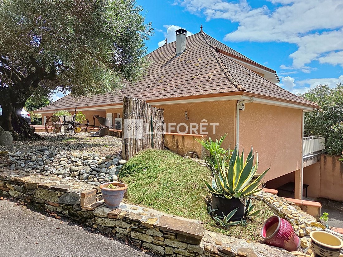 Villa in Mairie-Stade-Bergereau-Depart, Orthez, France 4 - 17405791