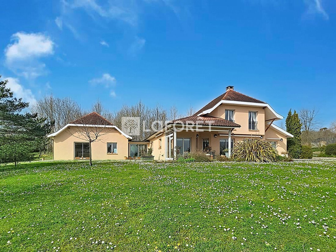 Villa in Mairie-Stade-Bergereau-Depart, Orthez, France 2 - 17405871