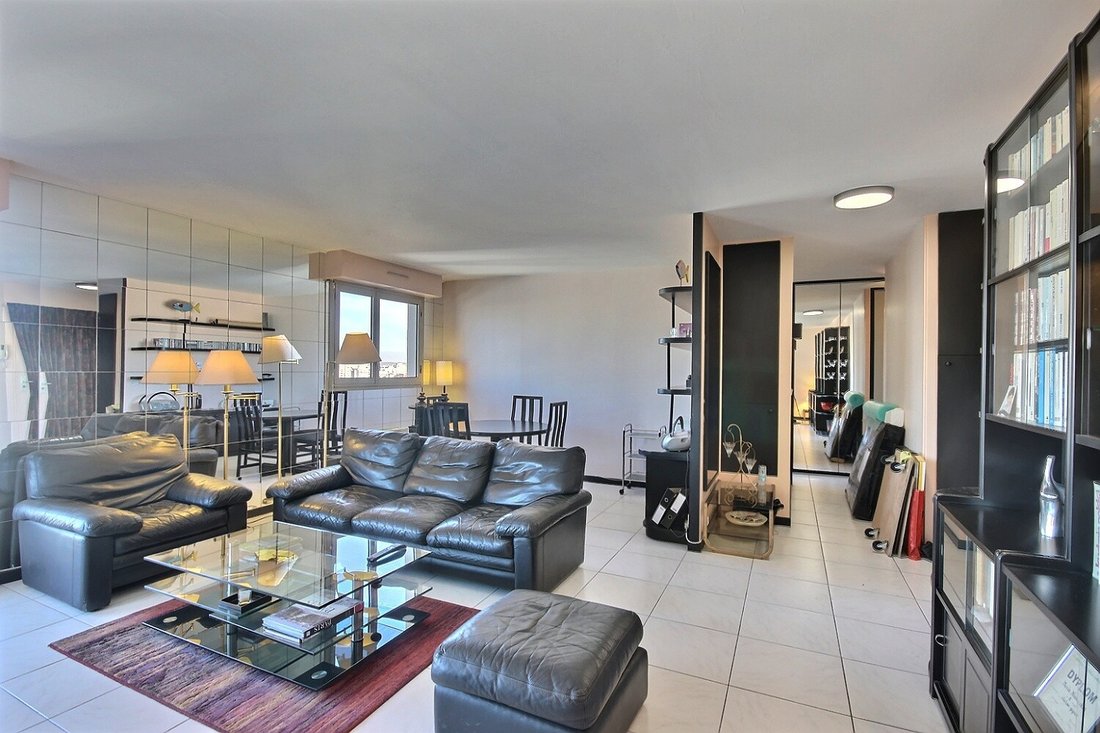 Apartment in Hôtel de Ville, Courbevoie, France 3 - 17405899