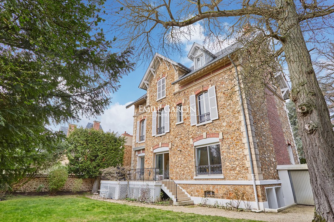 Villa in Domaine National du Château, Versailles, France 2 - 17405754