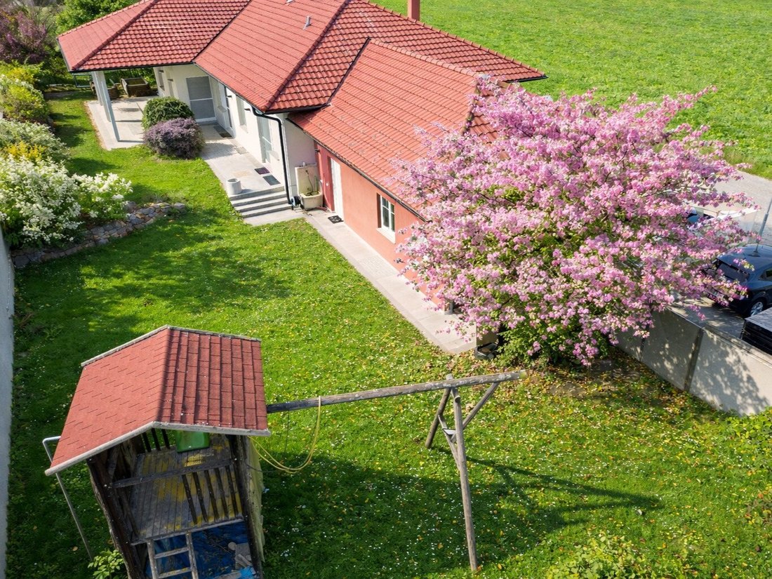 Bungalow in Ansfelden, Upper Austria, Austria 1 - 17083182