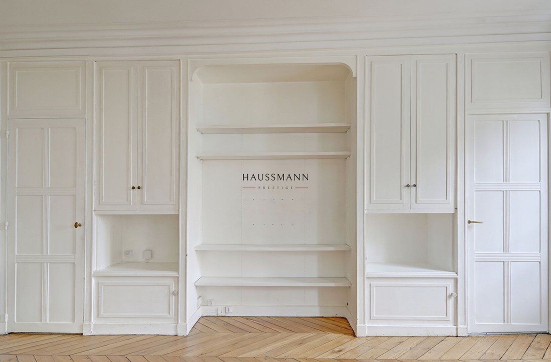 Apartment in Europe, Paris 8e Arrondissement, Paris 3 - 17405703
