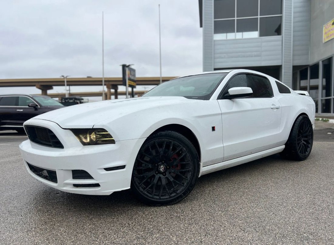 Coupe in Dallas, TX, United States 3 - 17405426