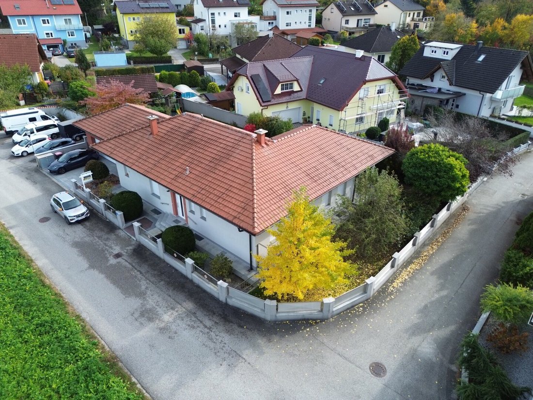 Bungalow in Ansfelden, Upper Austria, Austria 2 - 17083182