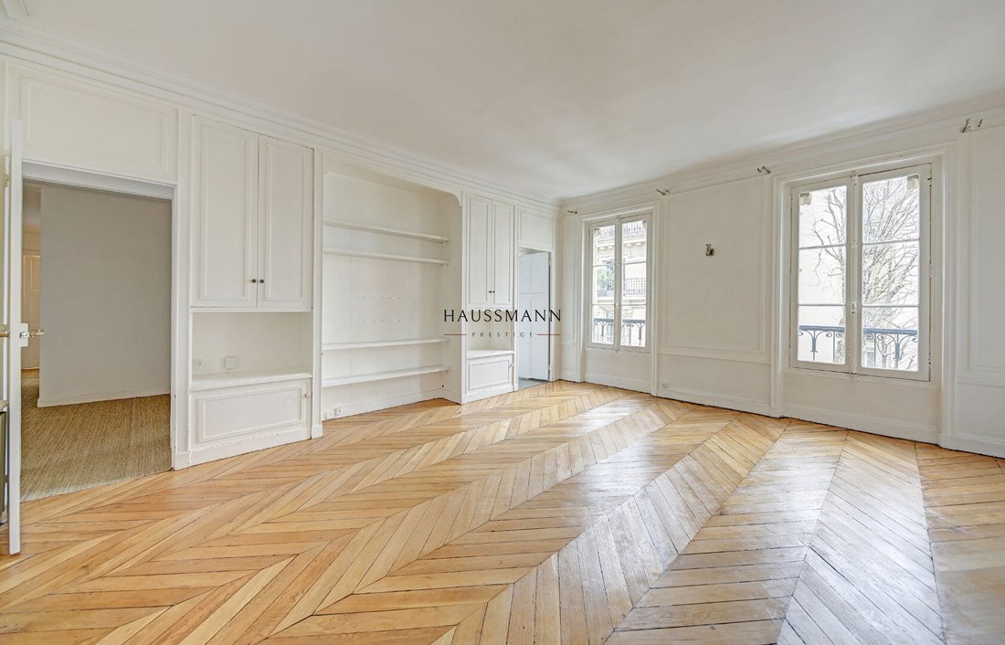 Apartment in Europe, Paris 8e Arrondissement, Paris 1 - 17405703