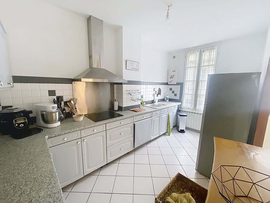 Villa in Centre Ville Nord, Rochefort, France 4 - 17405886