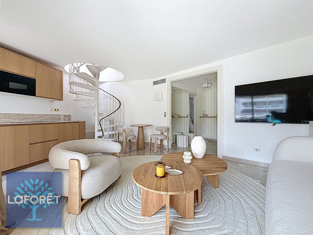 Apartment in Cannes, Provence-Alpes-Côte d'Azur, France 2 - 17405839