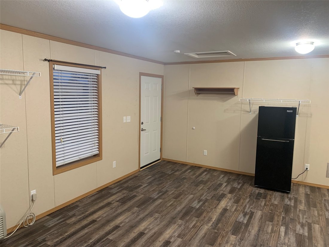 Kalispell, Montana, United States 4 - 16077196