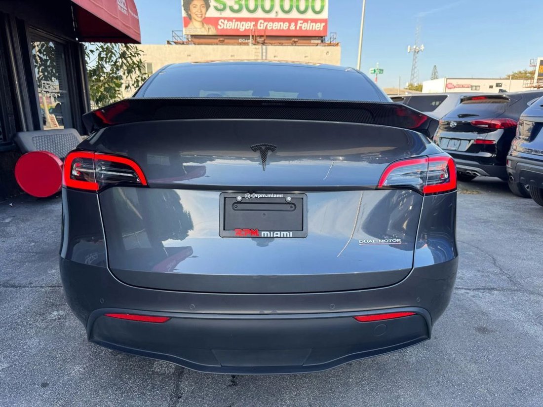Suv in Miami, FL, United States 5 - 17405058