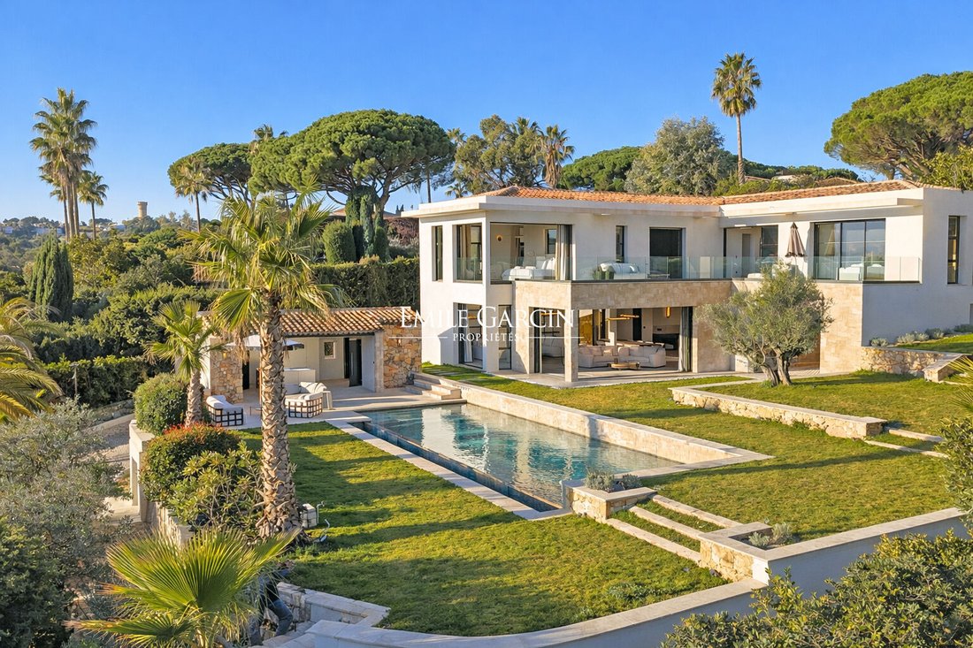 Villa in Brusquet-Retenaou-Devens, Vallauris, France 2 - 17342618
