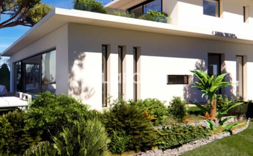 Villa in Village-Cros de Caste-Coupiere-Mont Gros, Roquebrune-Cap-Martin, France 1