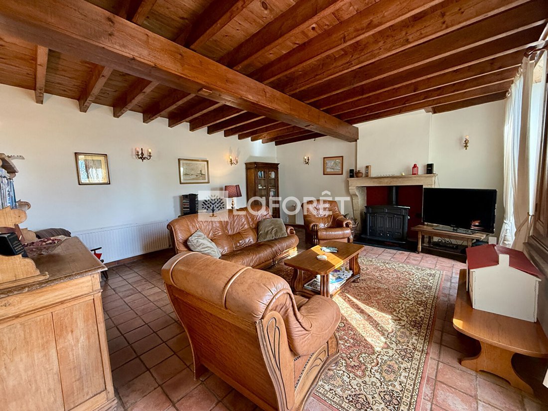 Villa in Barie, Nouvelle-Aquitaine, France 3 - 17405903