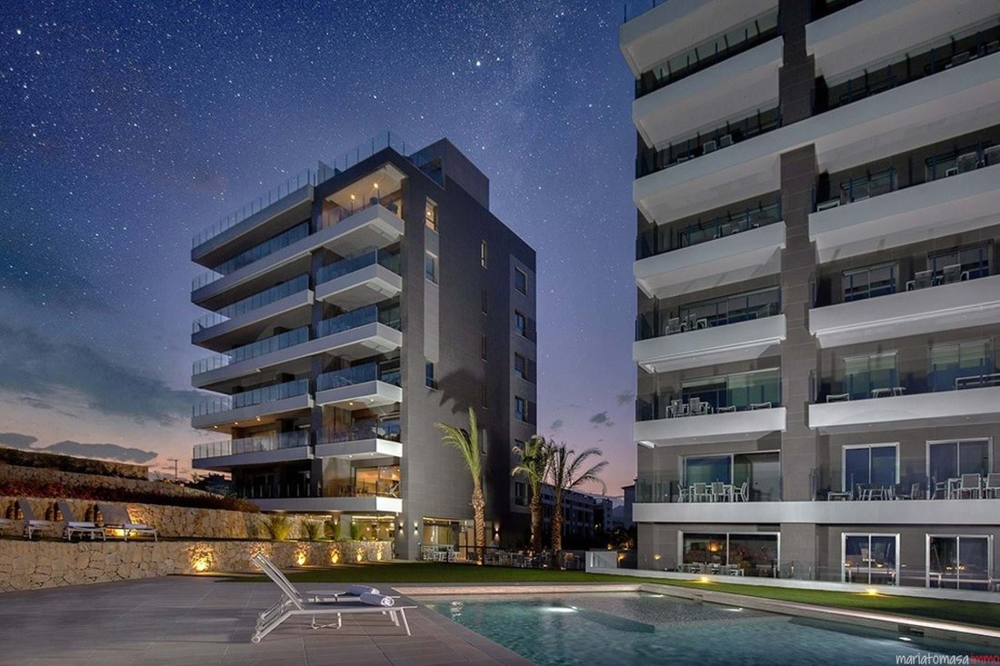 Apartment in la Vila Joiosa / Villajoyosa, Valencian Community, Spain 1 - 17406188
