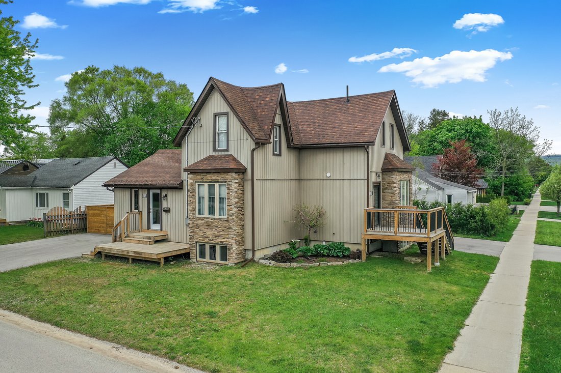 Apartment in Collingwood, Ontario, Canada 1 - 17406139